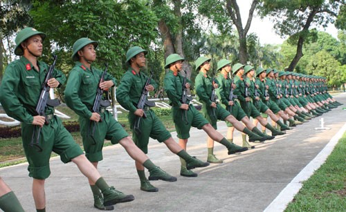 Can canh chien si nam, nu tap luyen dieu binh ngay 2/9-Hinh-12